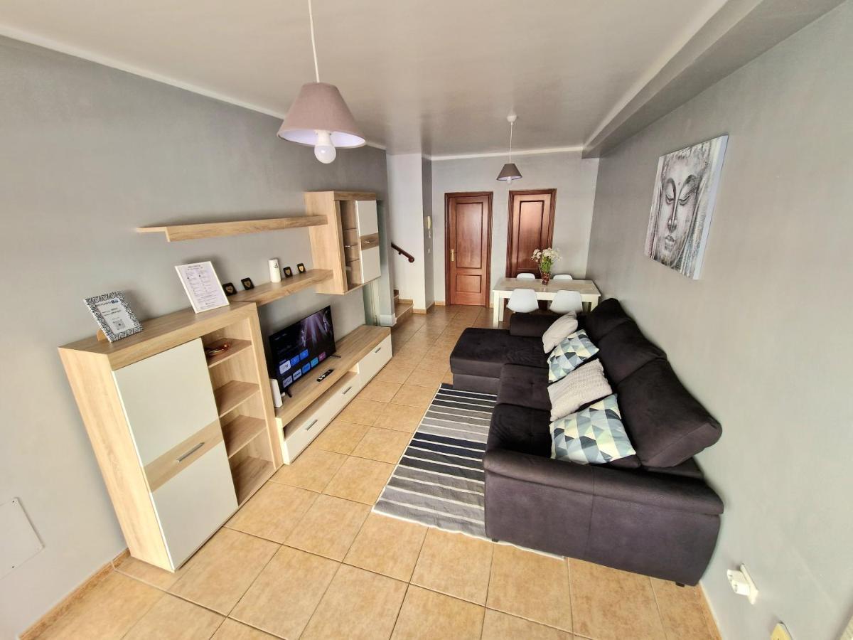 Spacious Chalet Next To The Sea - Airport Villa San Isidro  Dış mekan fotoğraf