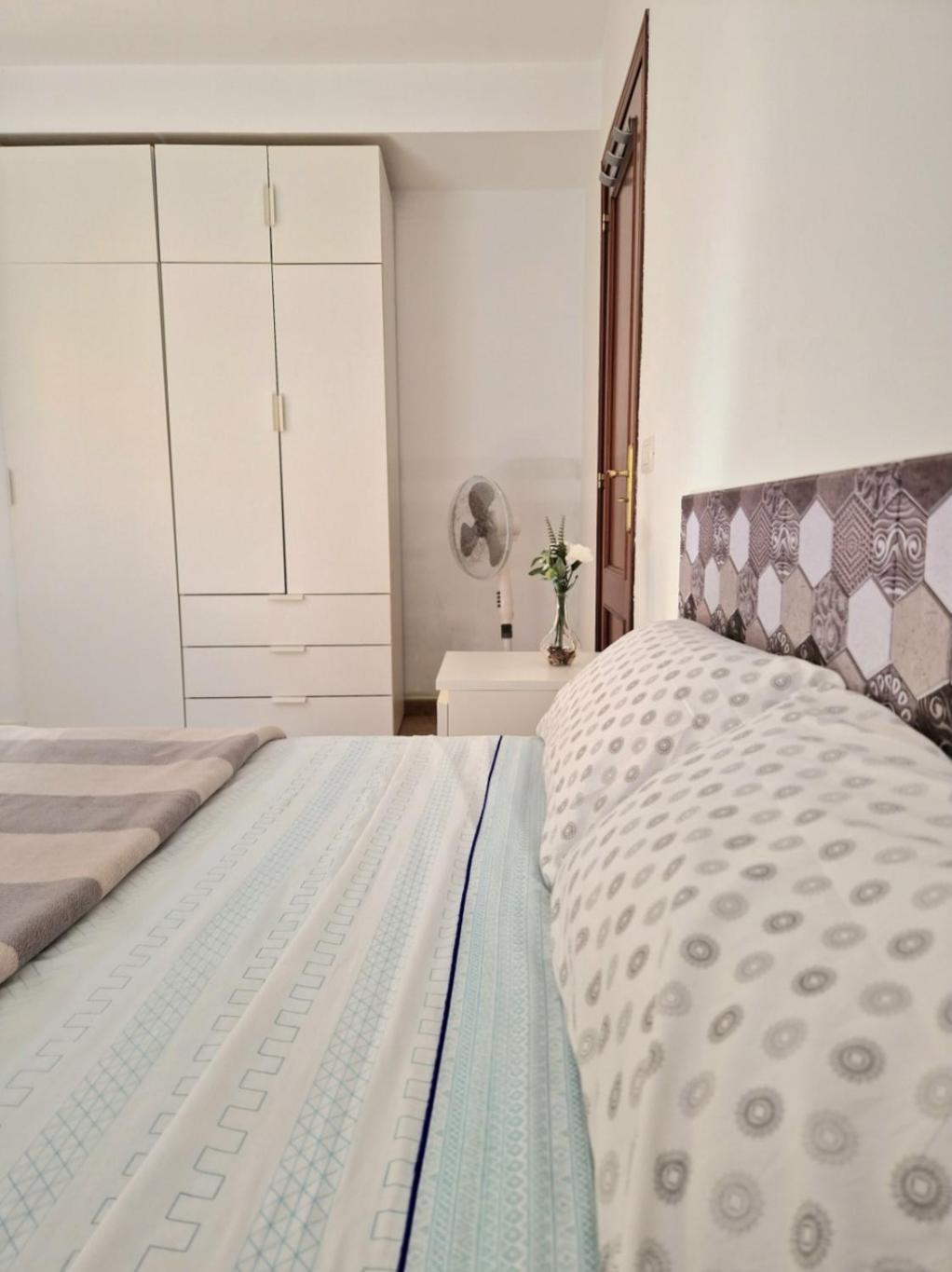 Spacious Chalet Next To The Sea - Airport Villa San Isidro  Dış mekan fotoğraf